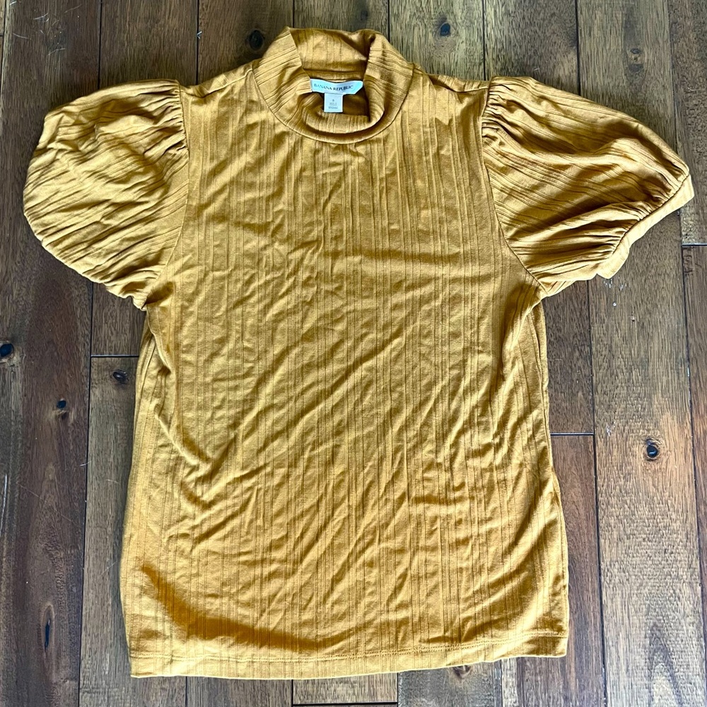 Banana Republic Puff Sleeve Shirt Small